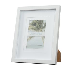 Escape 8x10 inch White with 4x6 or 5x7 inch Opening